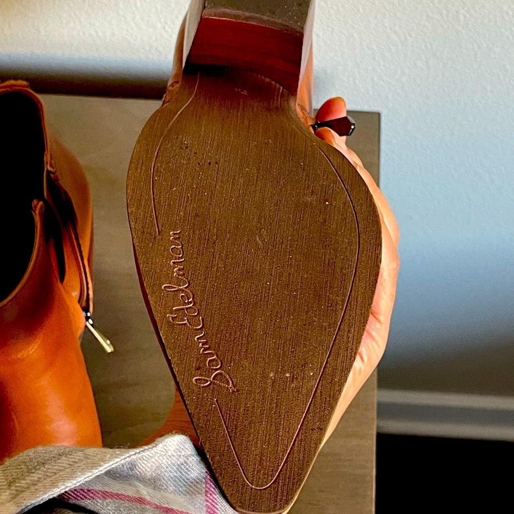 Booties: mildly worn
